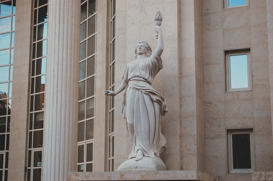Choosing the Right Car Accident Lawyer for Your Case